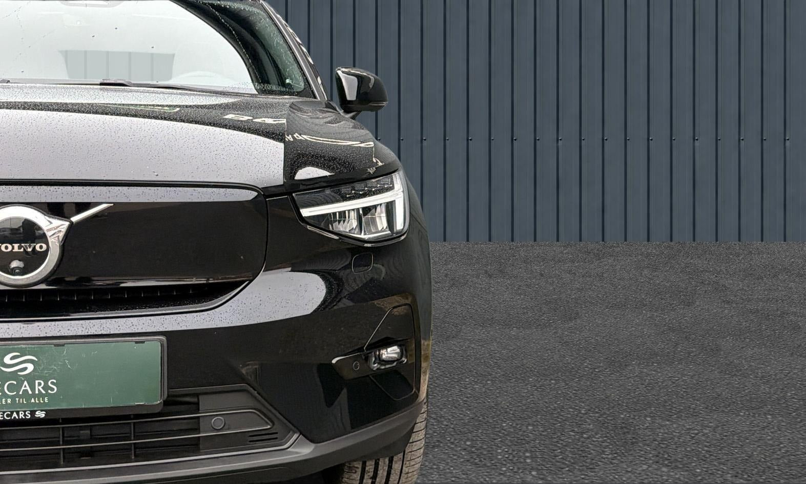 Sort Volvo XC40 fra 2023