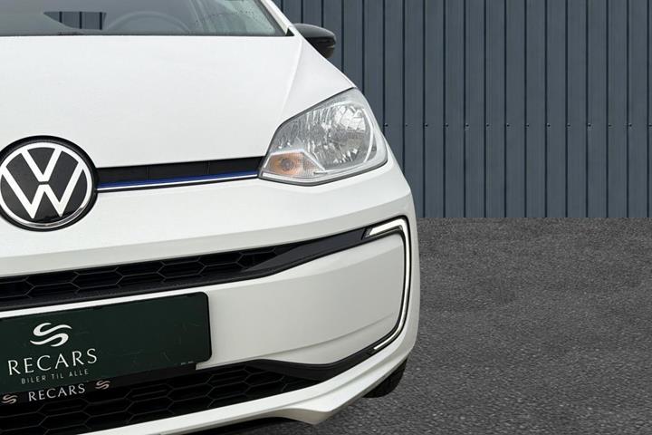 Hvid VW E-UP! fra 2021