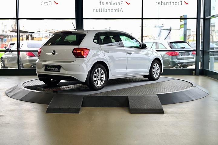 Hvid VW Polo fra 2018