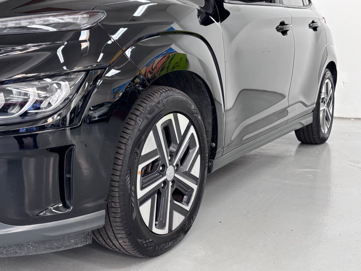 Sort Hyundai Kona fra 2023