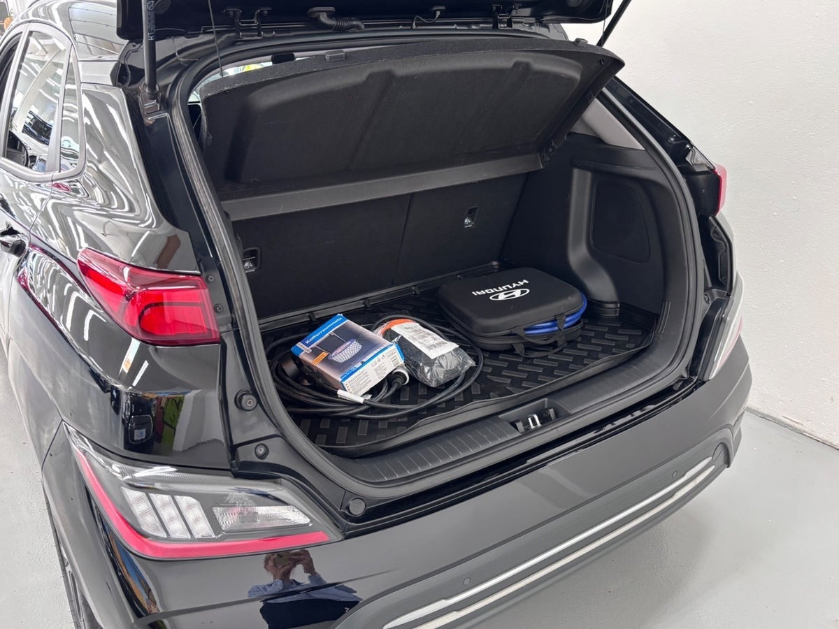 Sort Hyundai Kona fra 2023