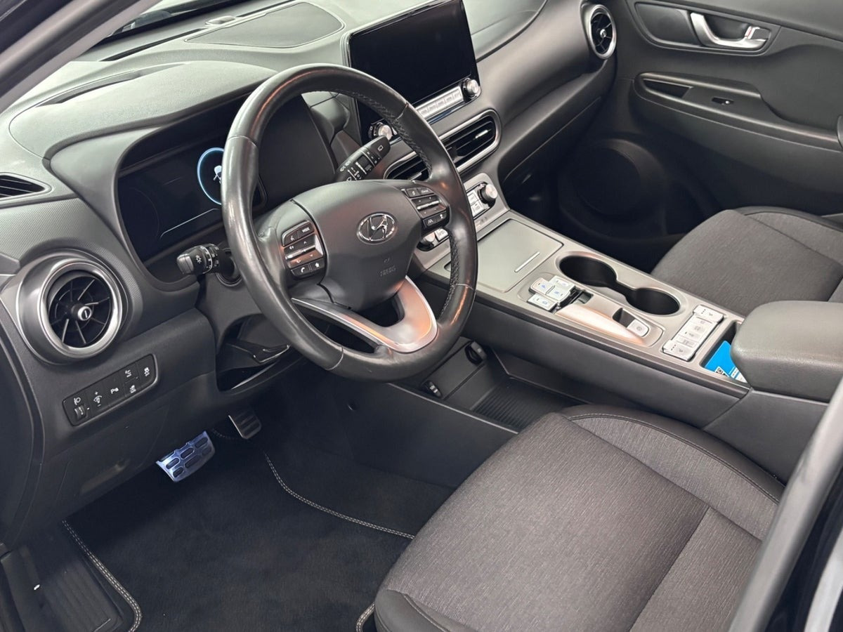 Sort Hyundai Kona fra 2023