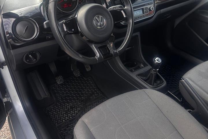 Sølv VW UP! fra 2012