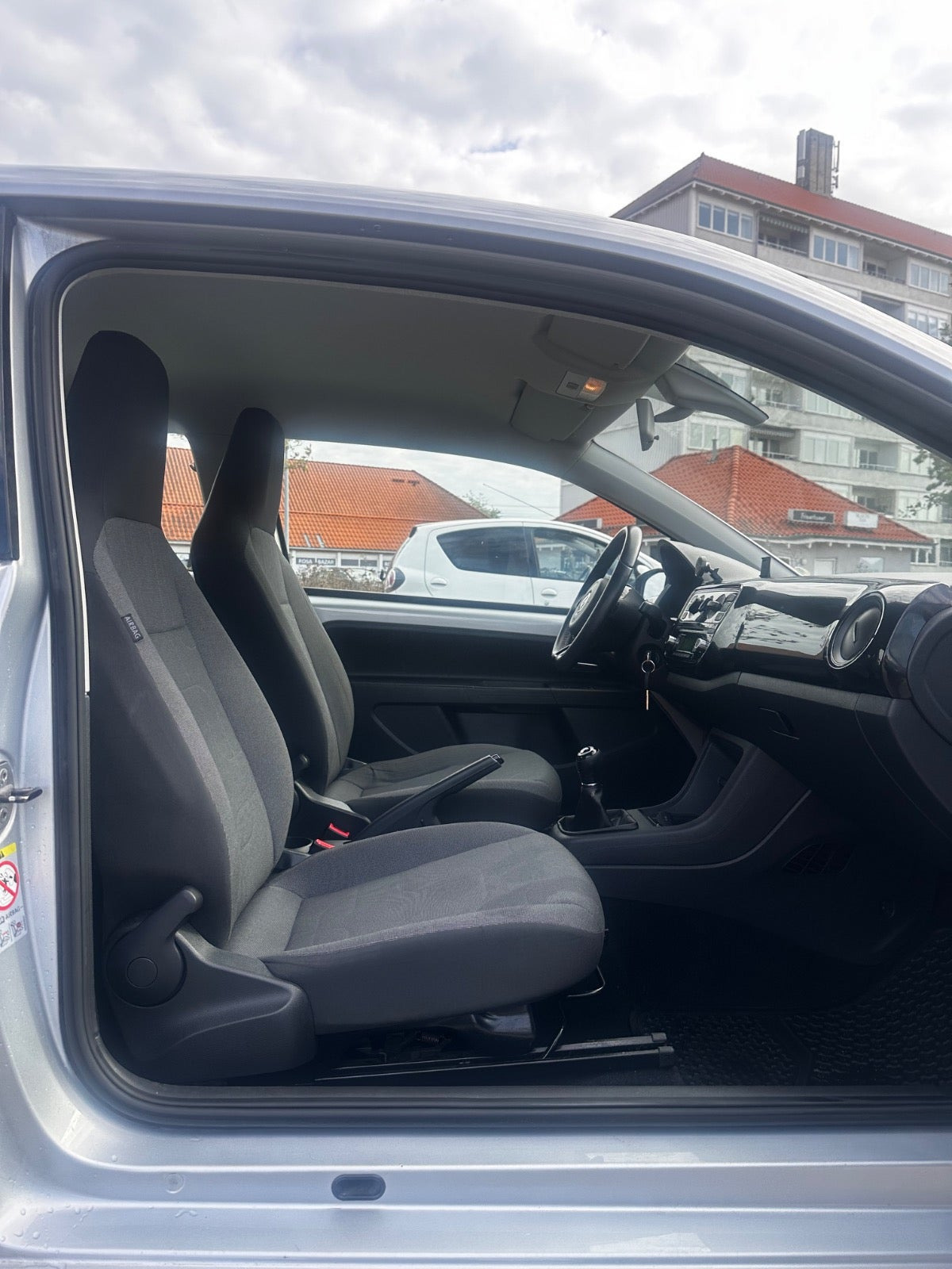 Sølv VW UP! fra 2012