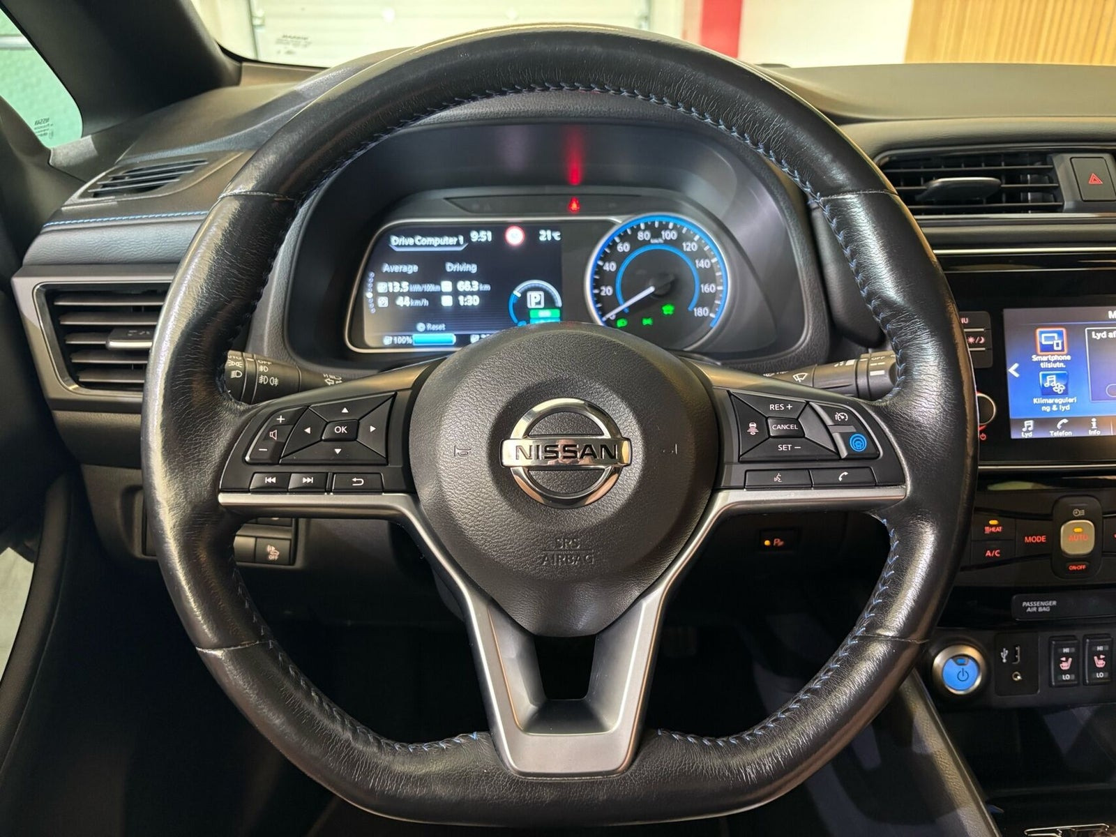 Sort Nissan Leaf fra 2018