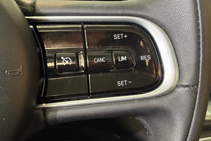 Hvid Fiat 500e fra 2023