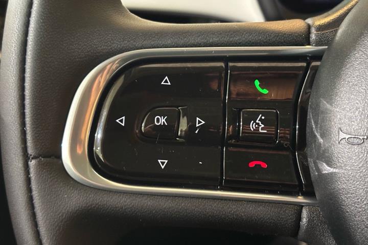 Hvid Fiat 500e fra 2023