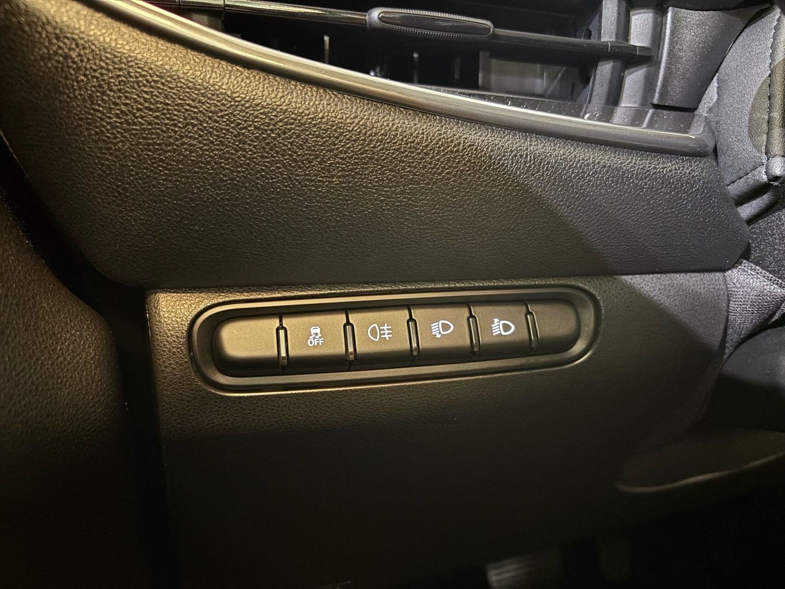 Hvid Fiat 500e fra 2023