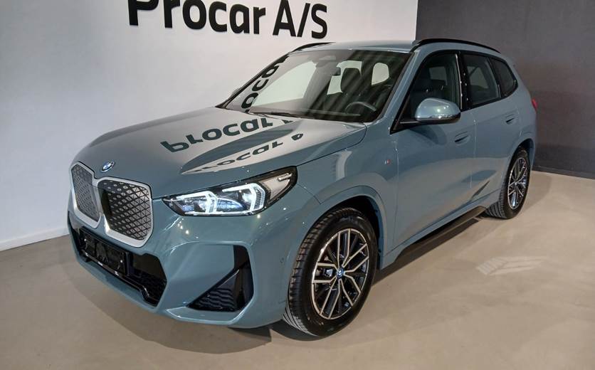 BMW iX1 xDrive30 M-Sport Premium