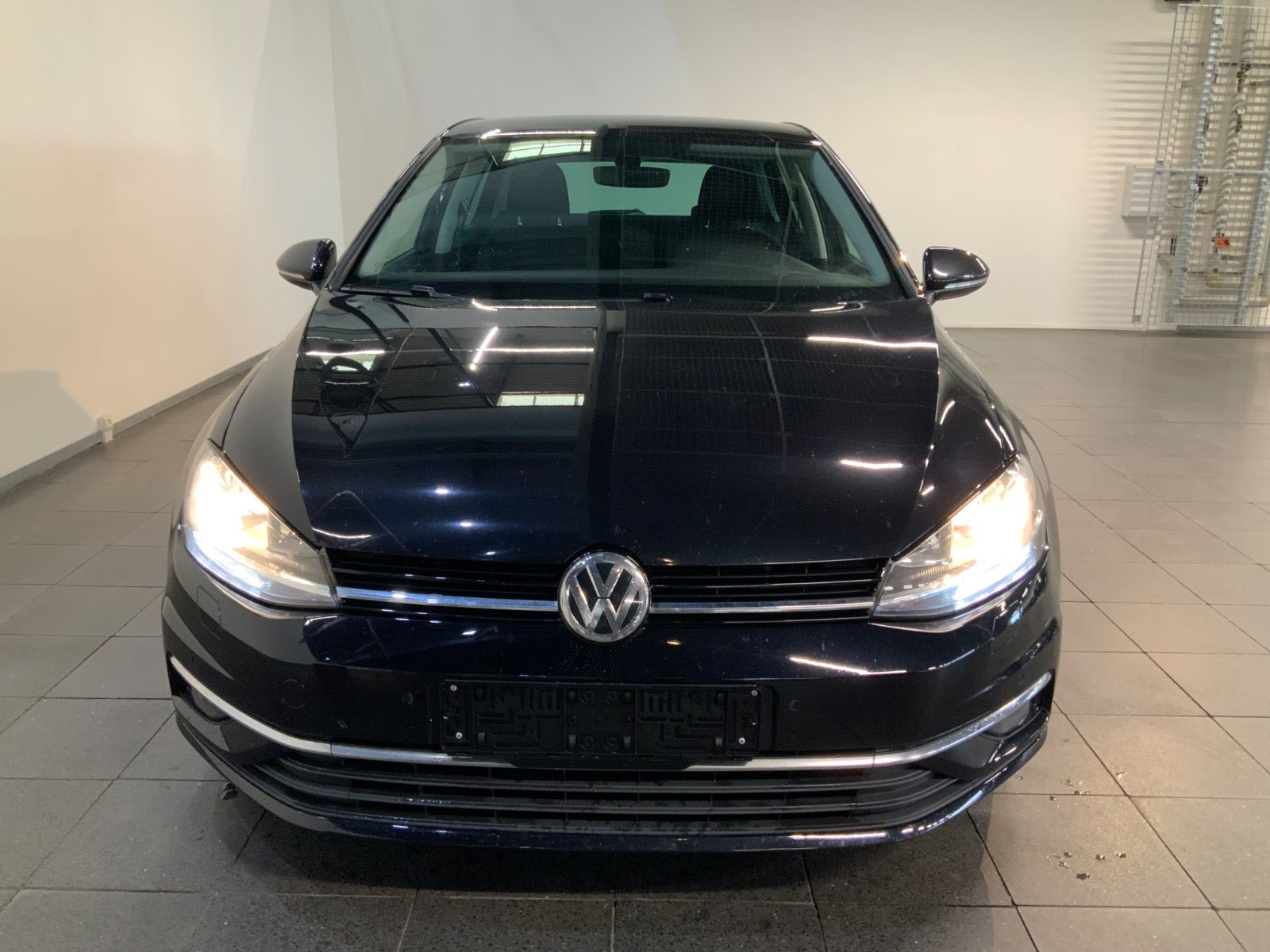 Sort VW Golf VII fra 2019