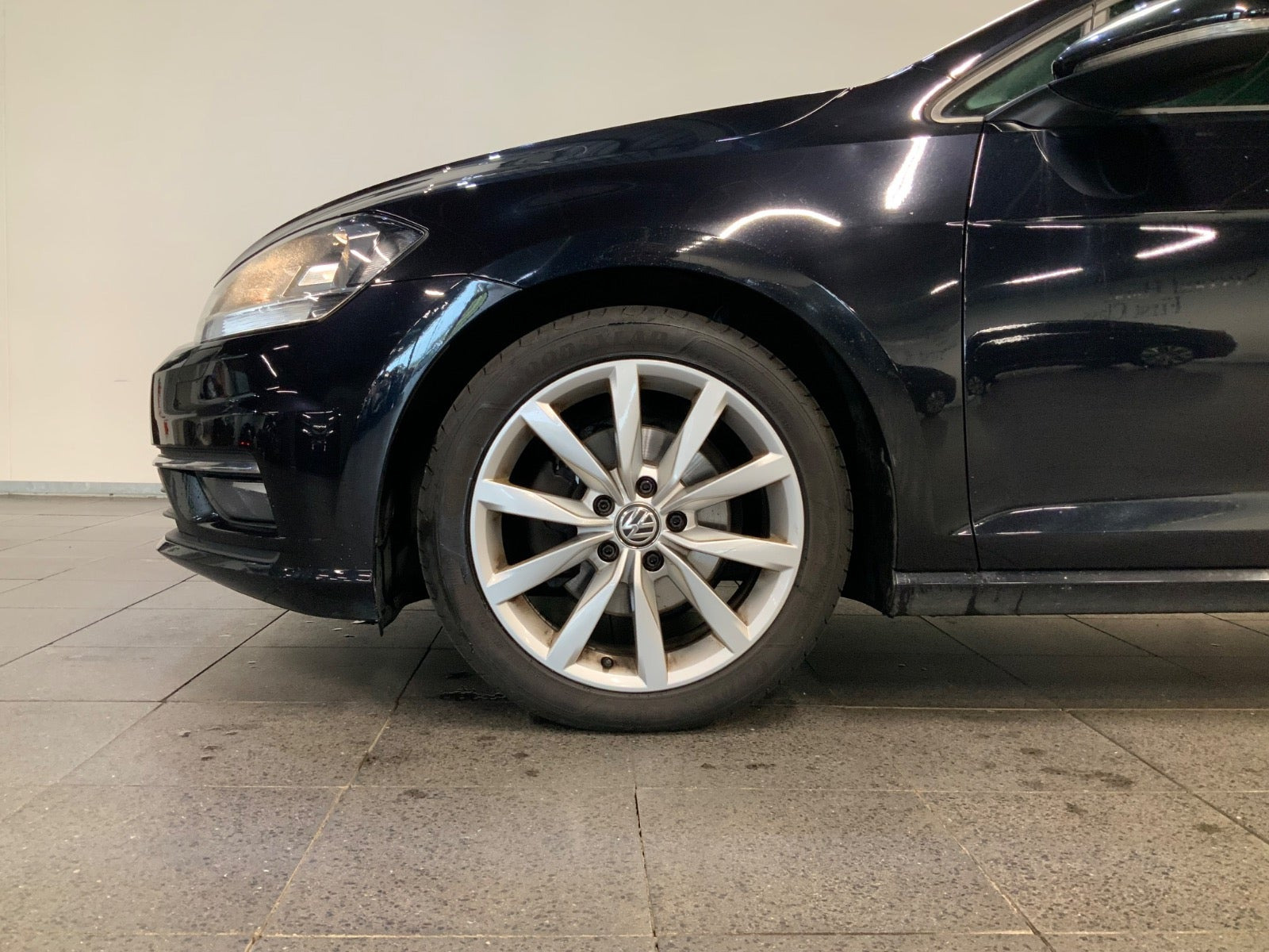 Sort VW Golf VII fra 2019