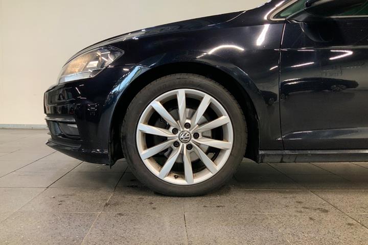 Sort VW Golf VII fra 2019