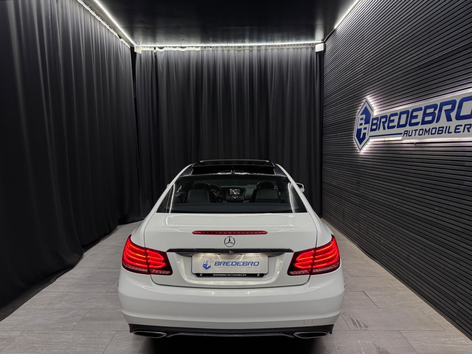Hvid Mercedes E220 fra 2014