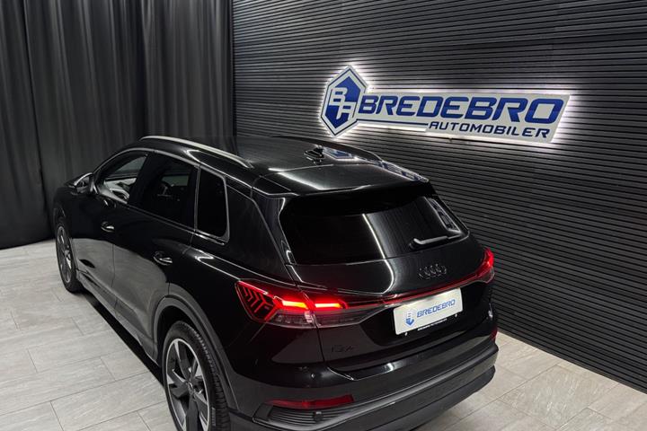 Sort Audi Q4 e-tron fra 2024