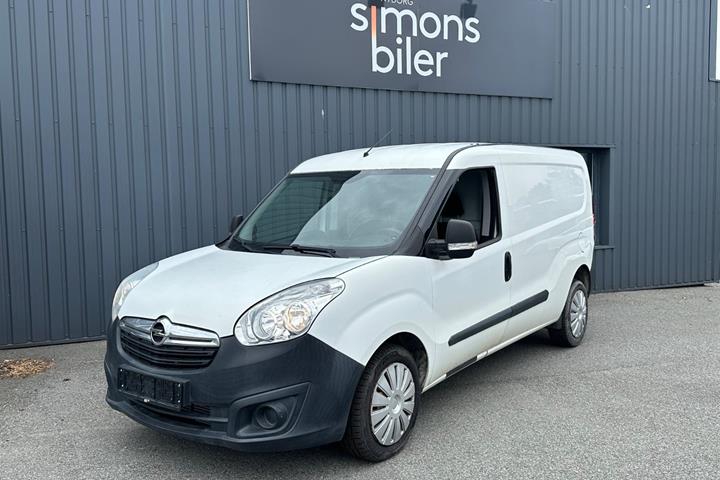Hvid Opel Combo fra 2018
