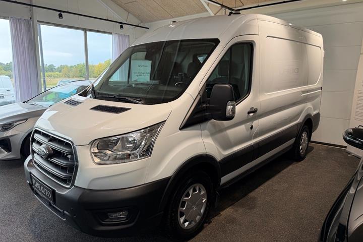 Hvid Ford Transit 350 L2 Van fra 2022
