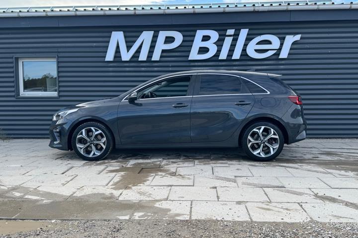 Grå Kia Ceed fra 2019