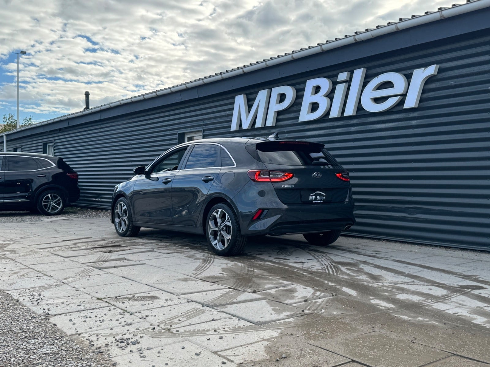 Grå Kia Ceed fra 2019