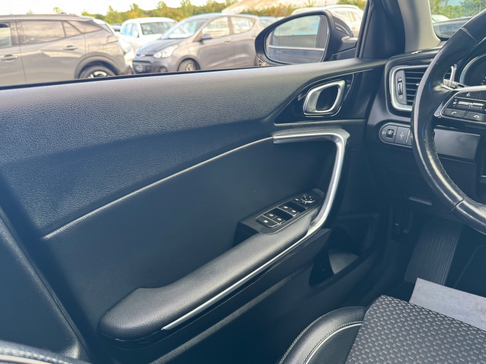 Grå Kia Ceed fra 2019