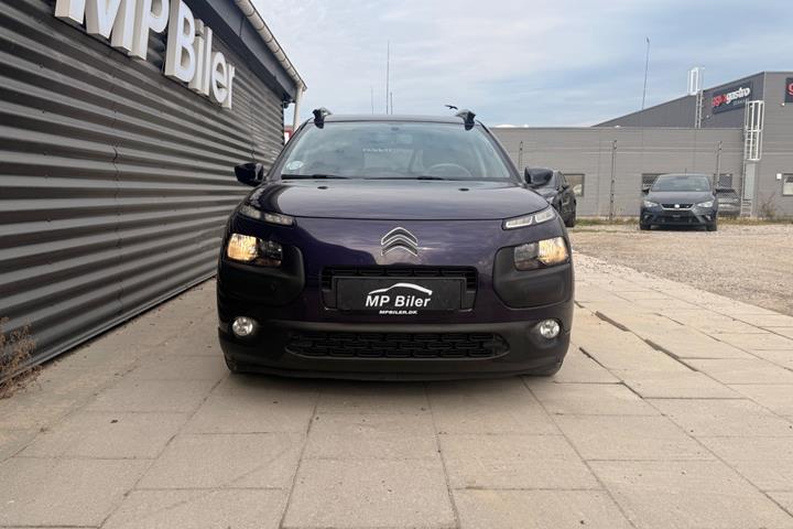 Lilla Citroën C4 Cactus fra 2015