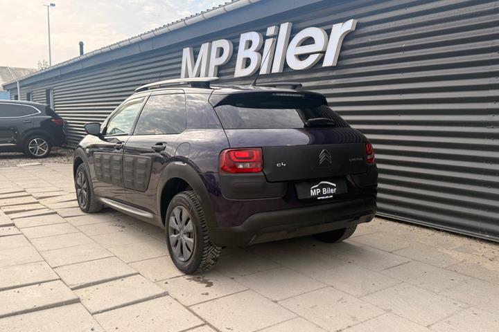 Lilla Citroën C4 Cactus fra 2015