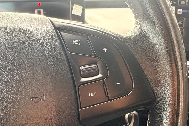 Lilla Citroën C4 Cactus fra 2015