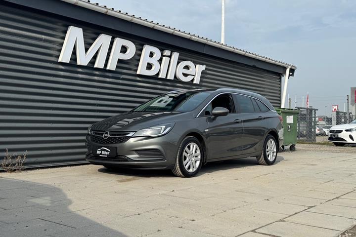 Grå Opel Astra fra 2018