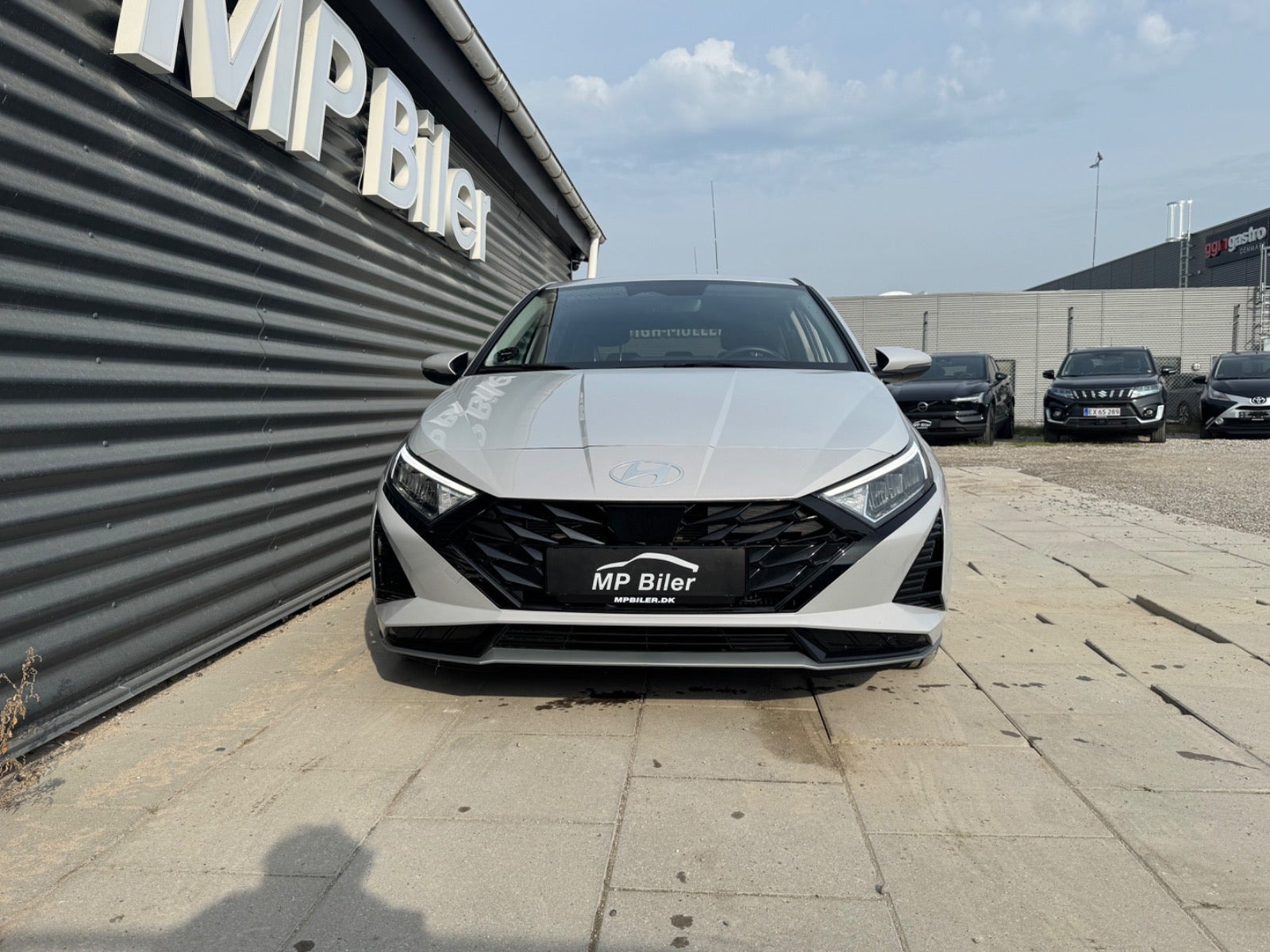 Sølv Hyundai i20 fra 2025