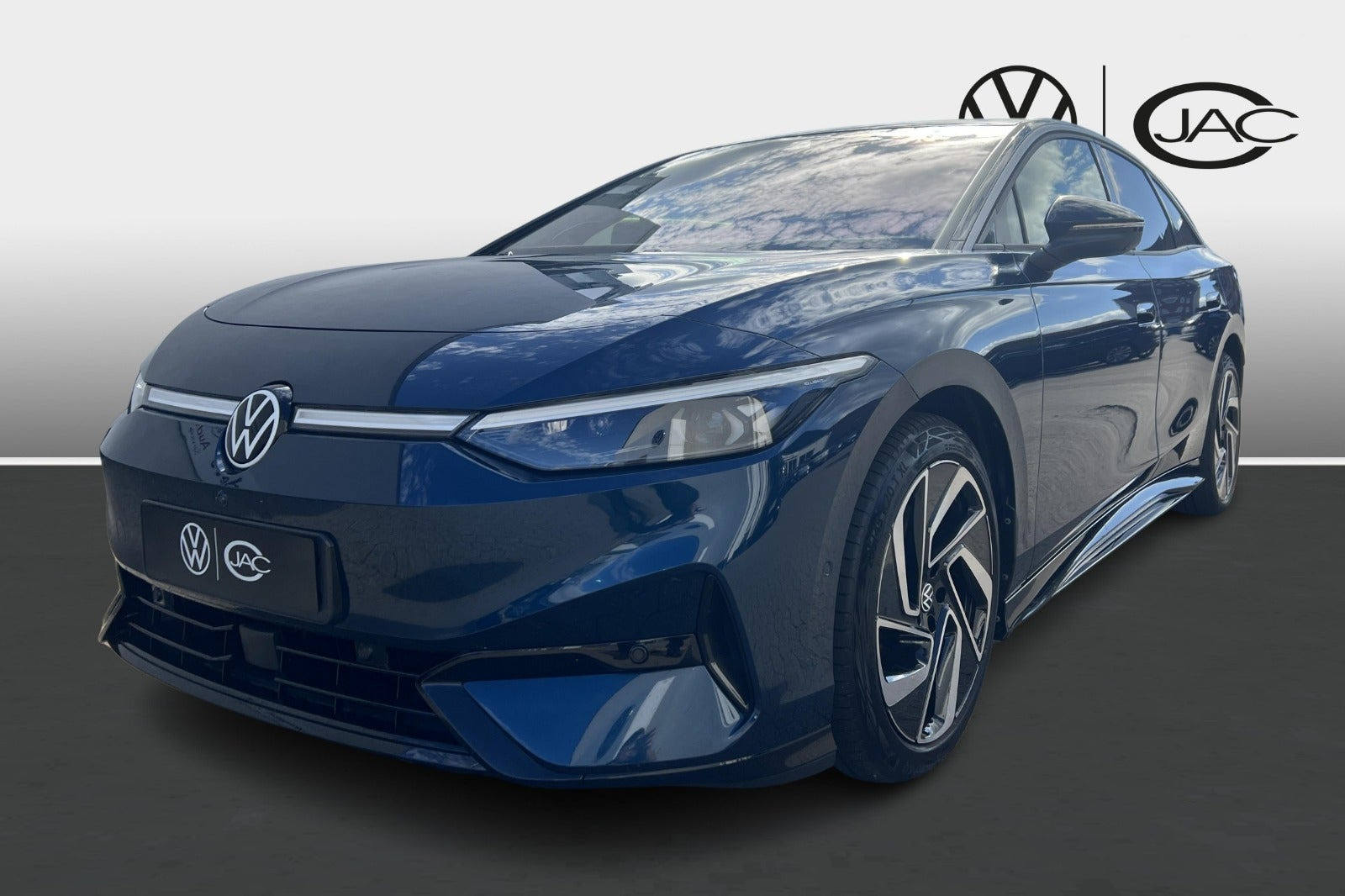 Blå VW ID.7 fra 2024