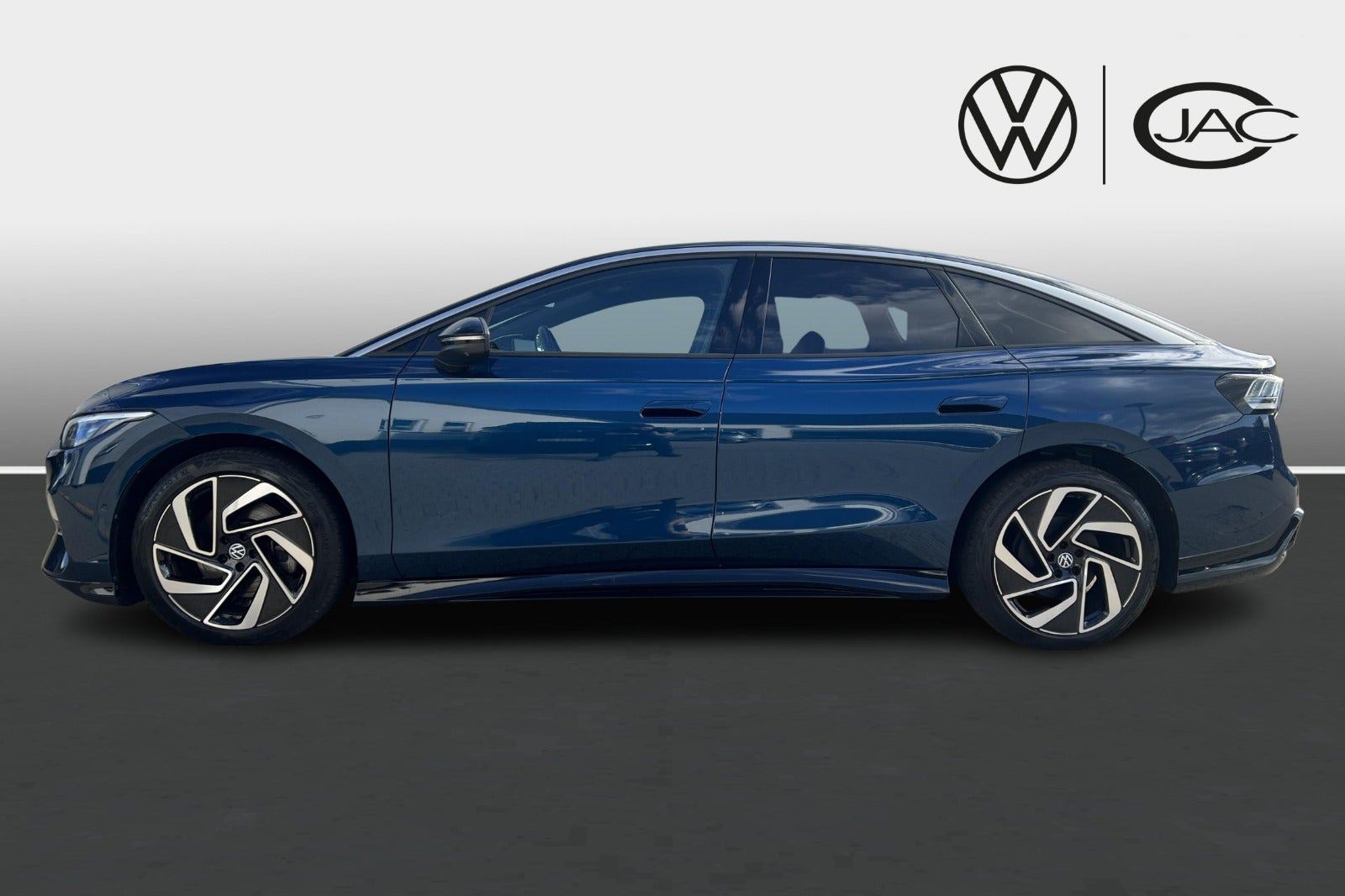 Blå VW ID.7 fra 2024