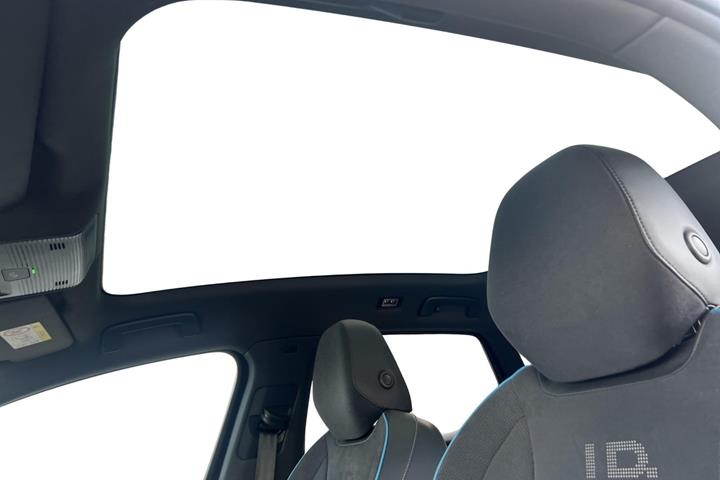 Blå VW ID.7 fra 2024