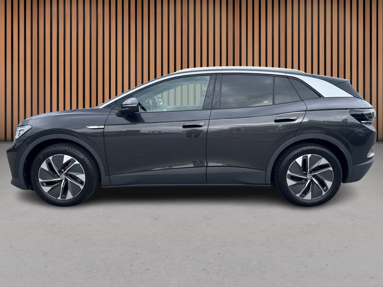 Grå VW ID.4 fra 2022