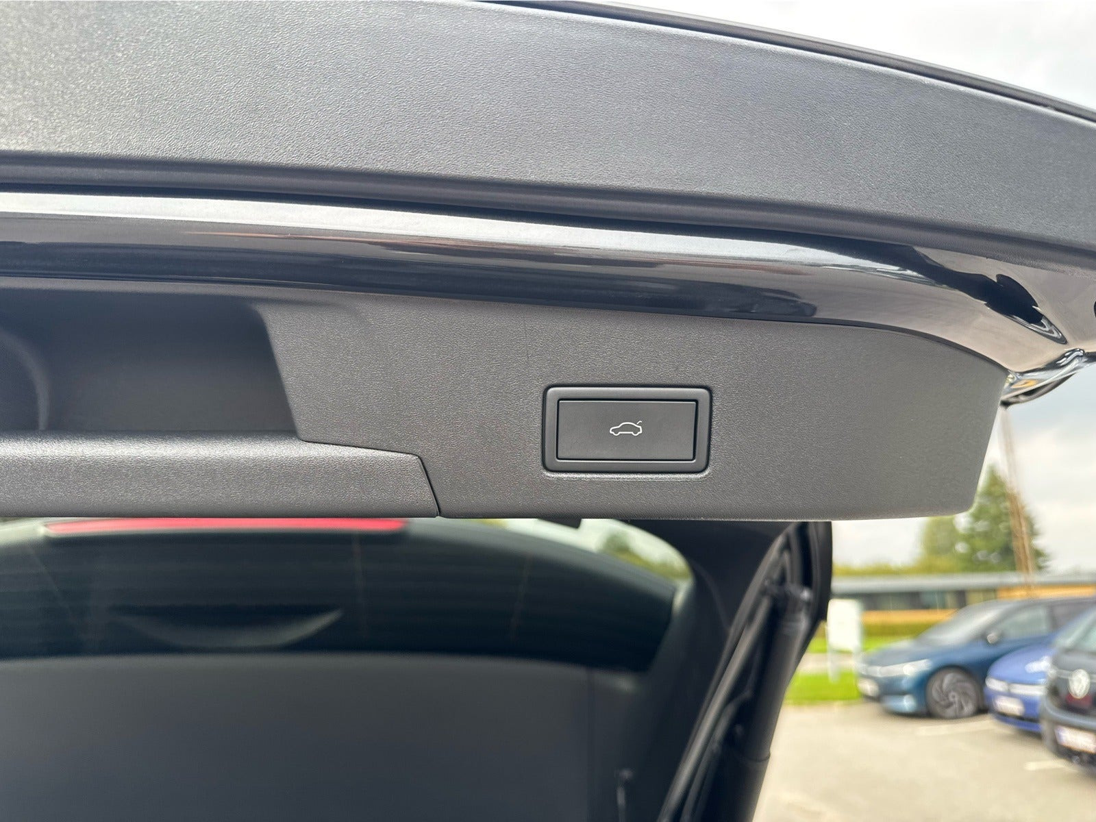 Grå VW ID.4 fra 2022