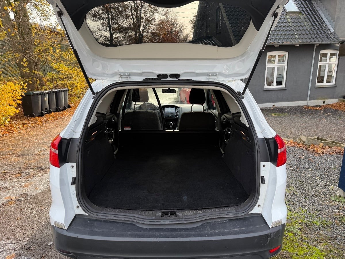 Hvid Ford Focus fra 2018