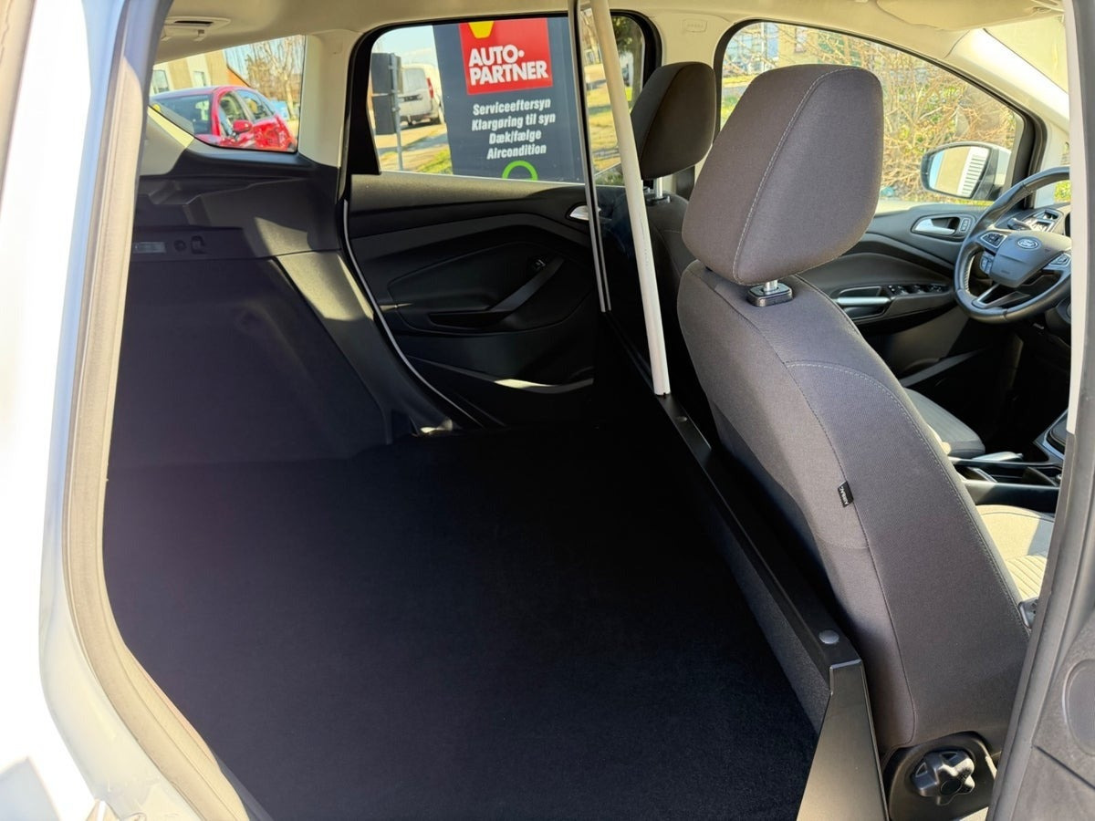 Hvid Ford C-MAX fra 2019