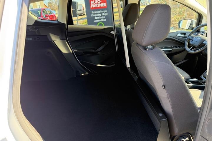 Hvid Ford C-MAX fra 2019