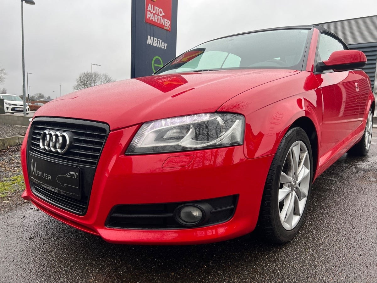 Rød Audi A3 fra 2011