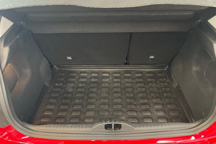 Rød Citroën C3 fra 2021