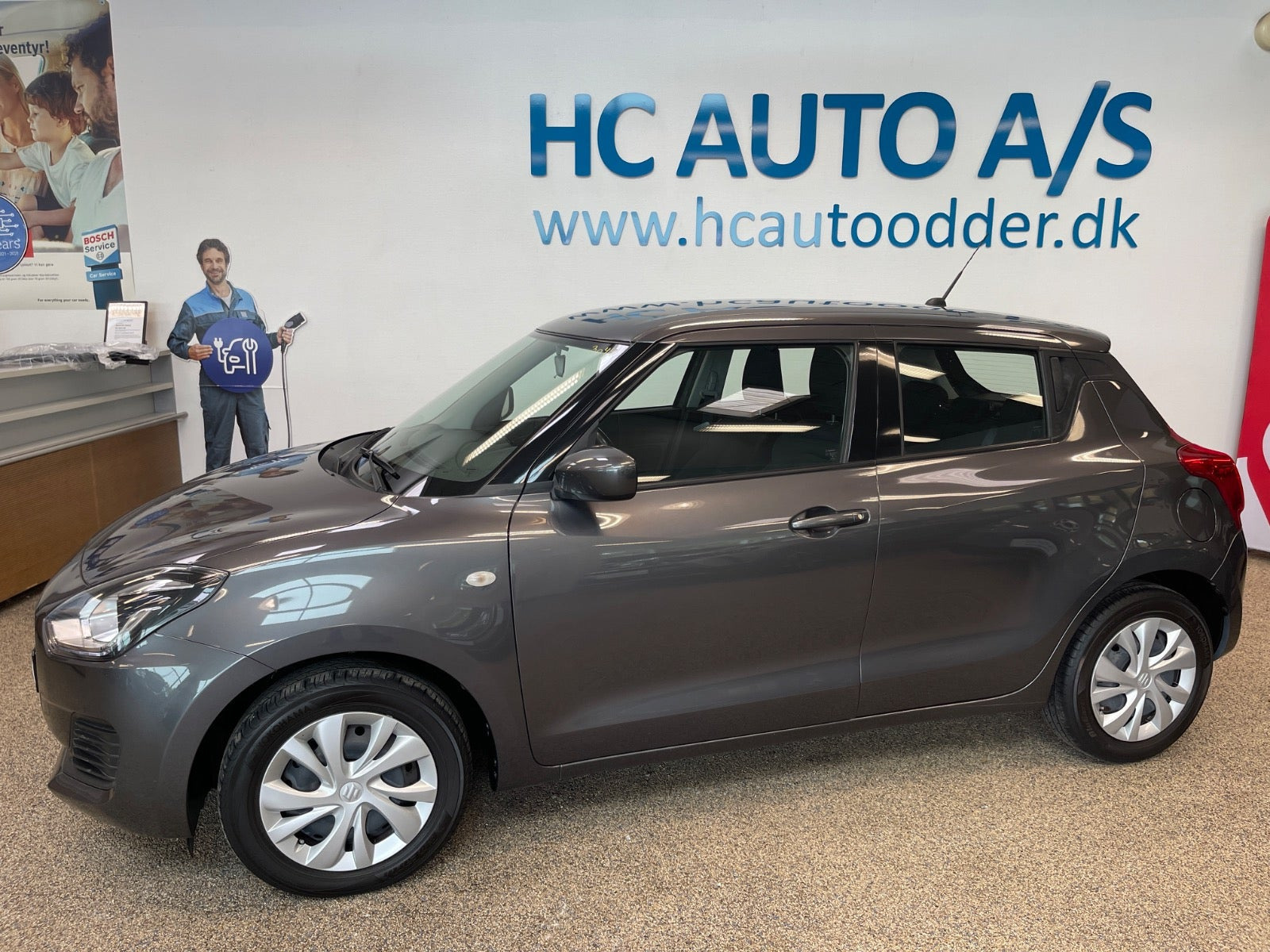 Grå Suzuki Swift fra 2022