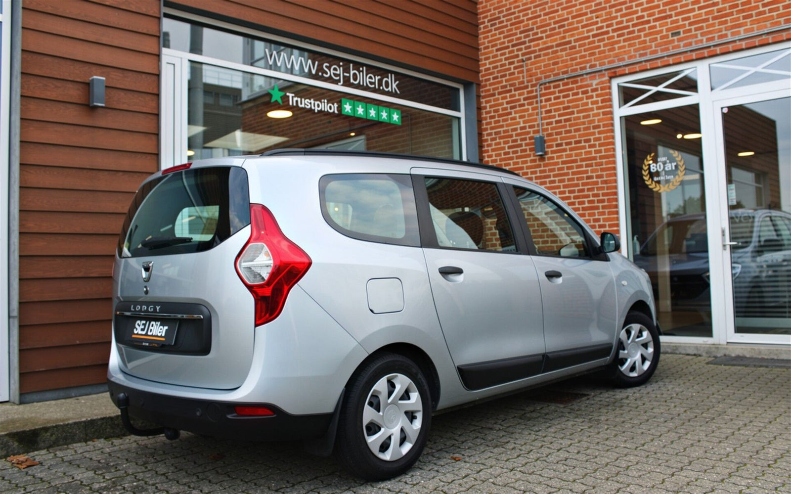 Sølv Dacia Lodgy fra 2020