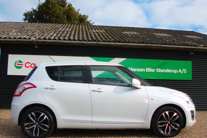 Hvid Suzuki Swift fra 2015