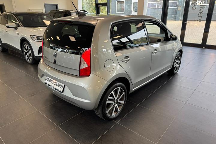 Sølv Seat Mii fra 2021