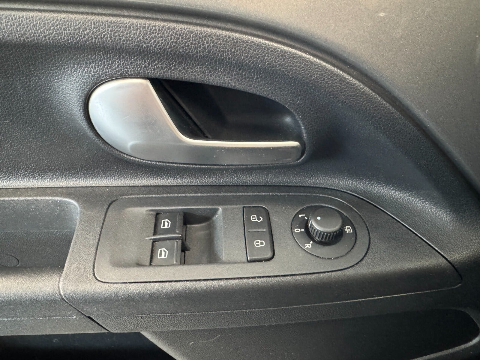 Sølv Seat Mii fra 2021