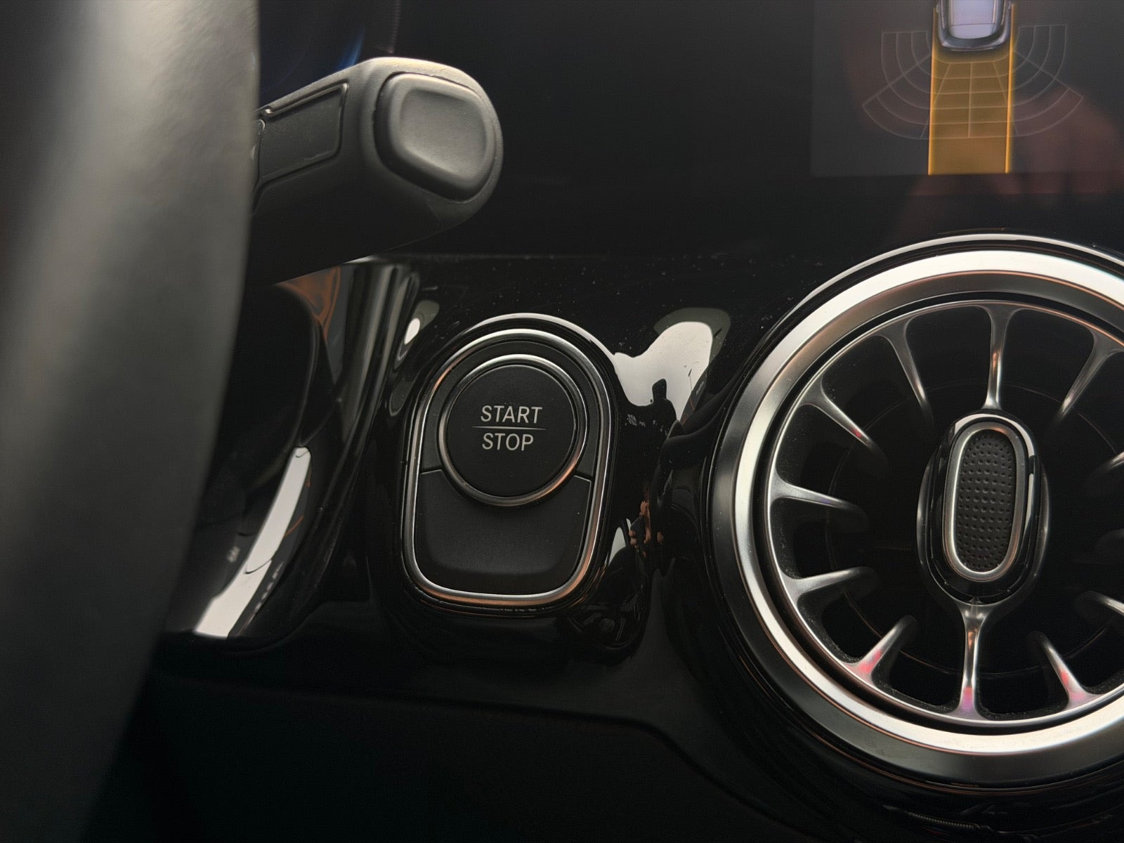 Sort Mercedes EQA250+ fra 2022