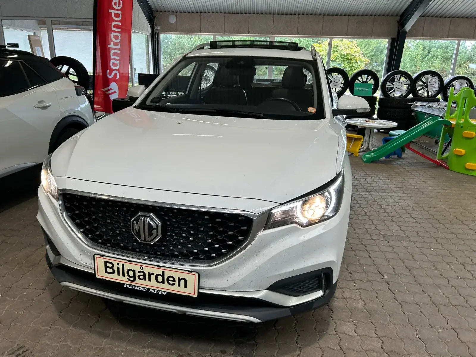 MG ZS EV Luxury
