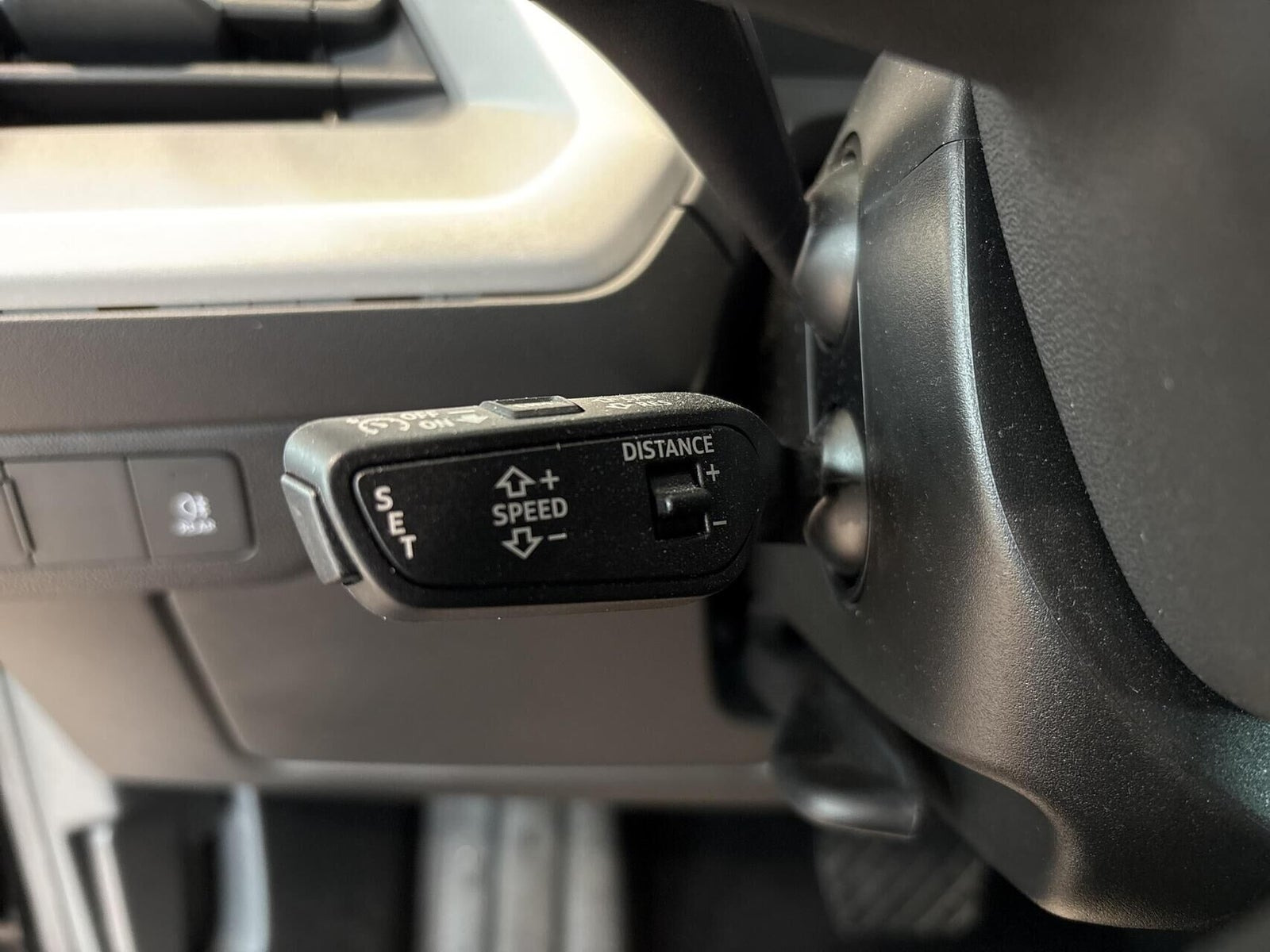 Sort Audi Q4 e-tron fra 2024