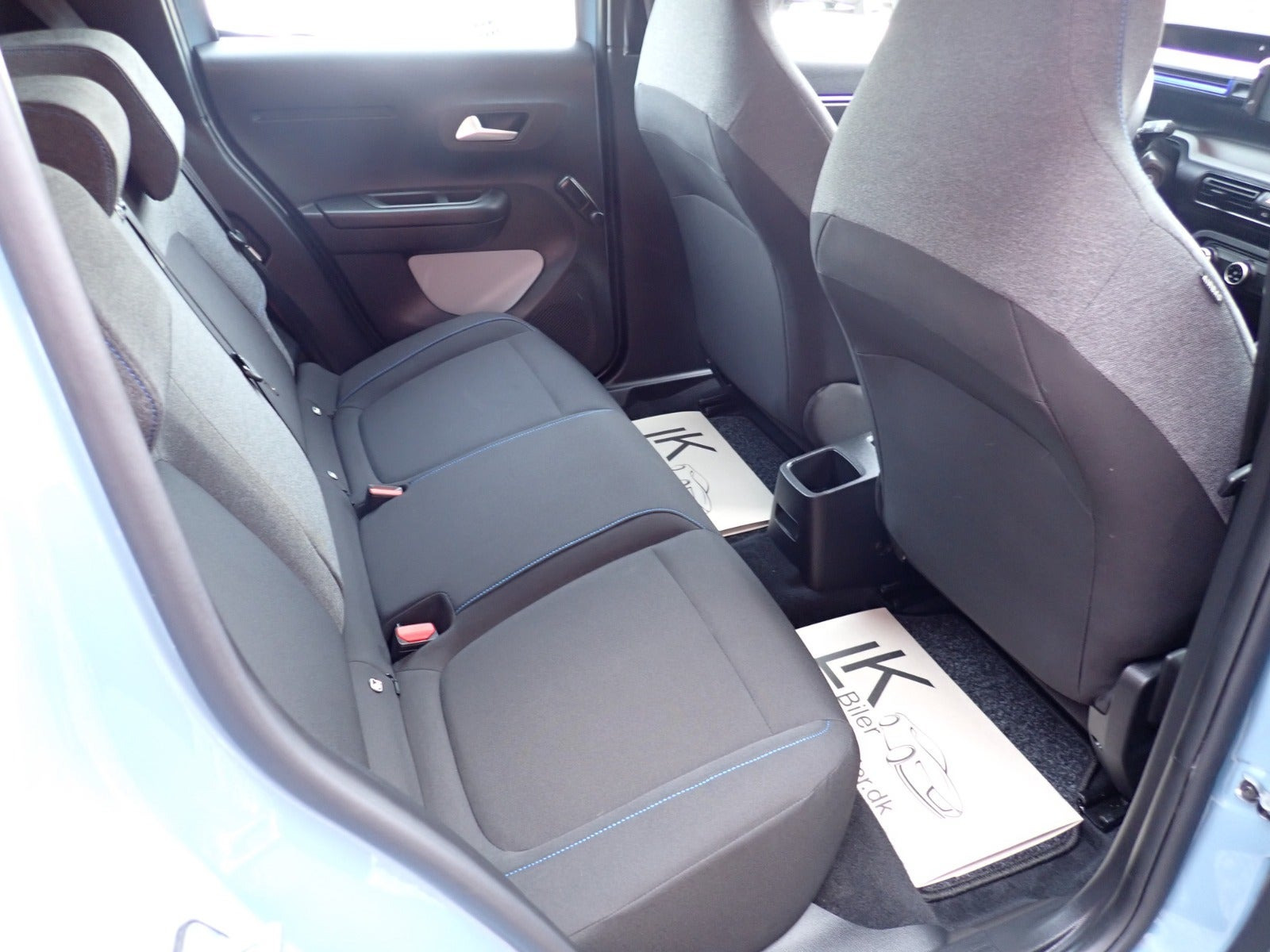 Blå Citroën ë-C3 fra 2024