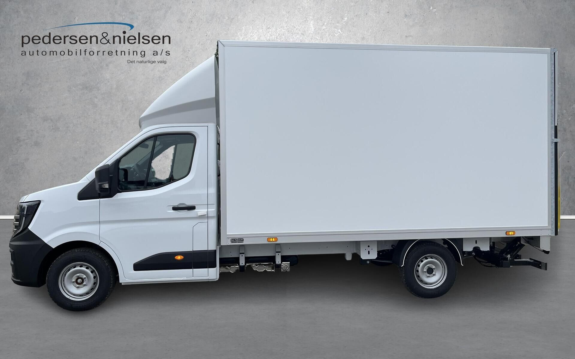 Hvid Nissan Interstar fra 2026
