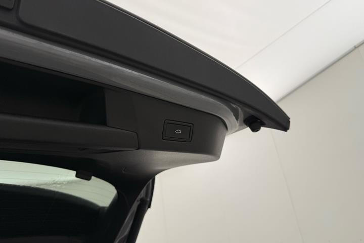 Grå VW ID.4 fra 2022