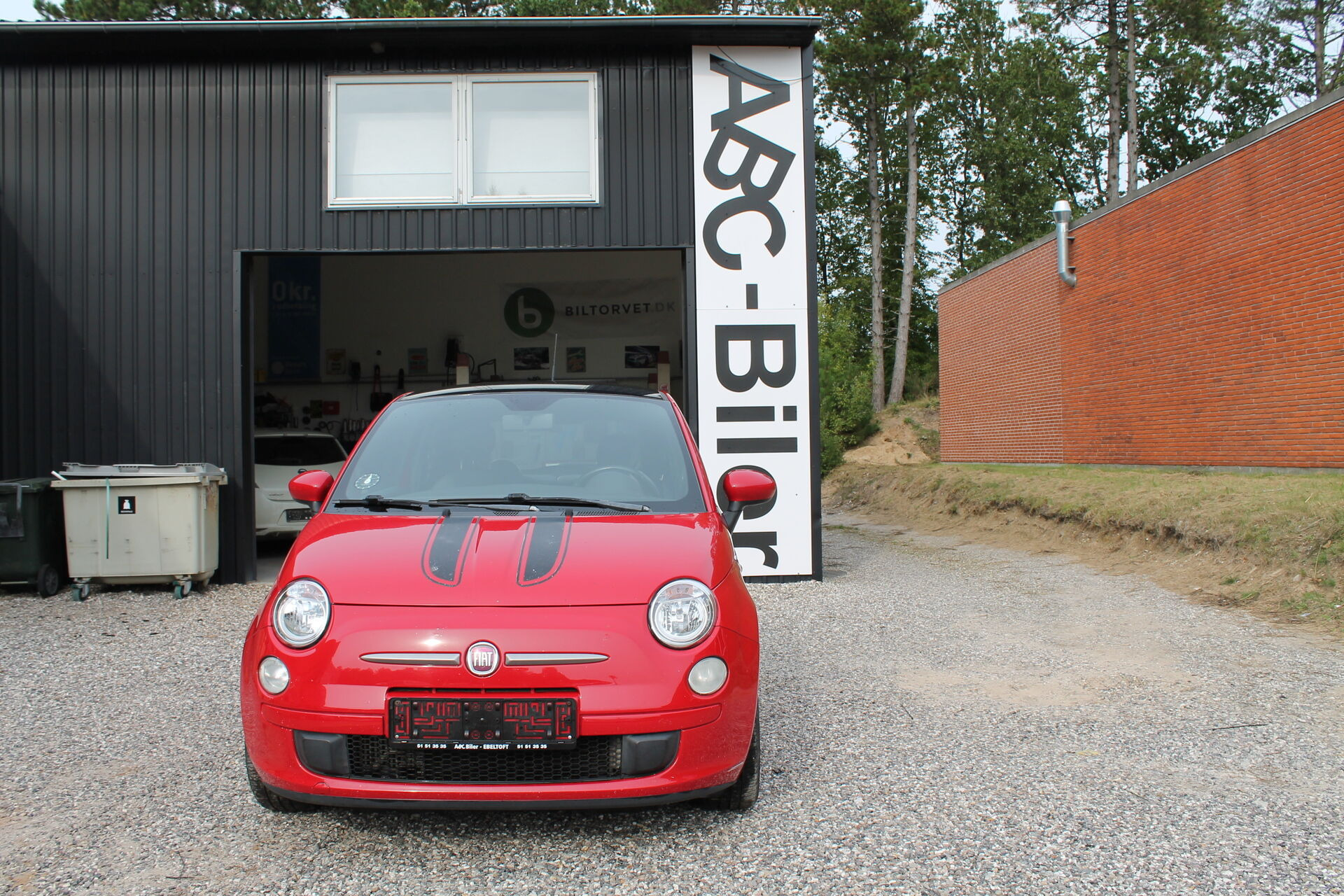 Rød Fiat 500 fra 2012